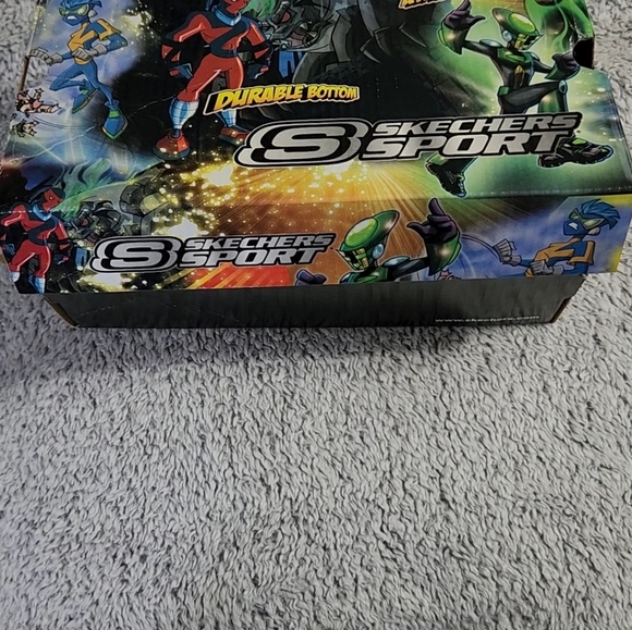 Brand New In Box Skechers Boys Youth Size 1 Sandals - Picture 6 of 10